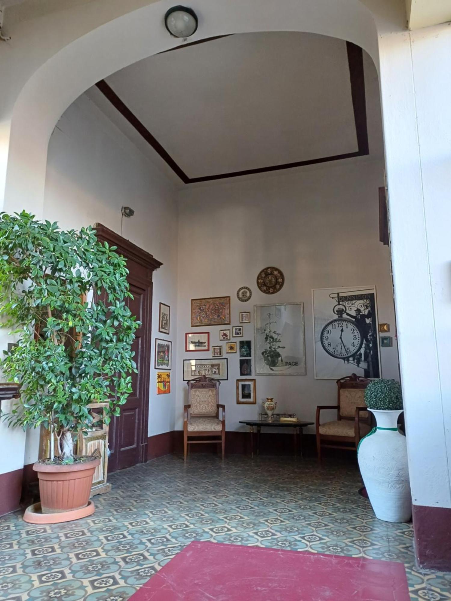 クレモナCasa Claraアパートメント エクステリア 写真